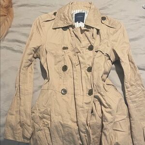 Gryphon Tan Trench Coat with Wide Lapel Collar
